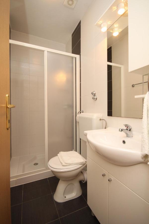 Family Friendly Apartments With A Swimming Pool Povljana, Pag - 244 Ngoại thất bức ảnh