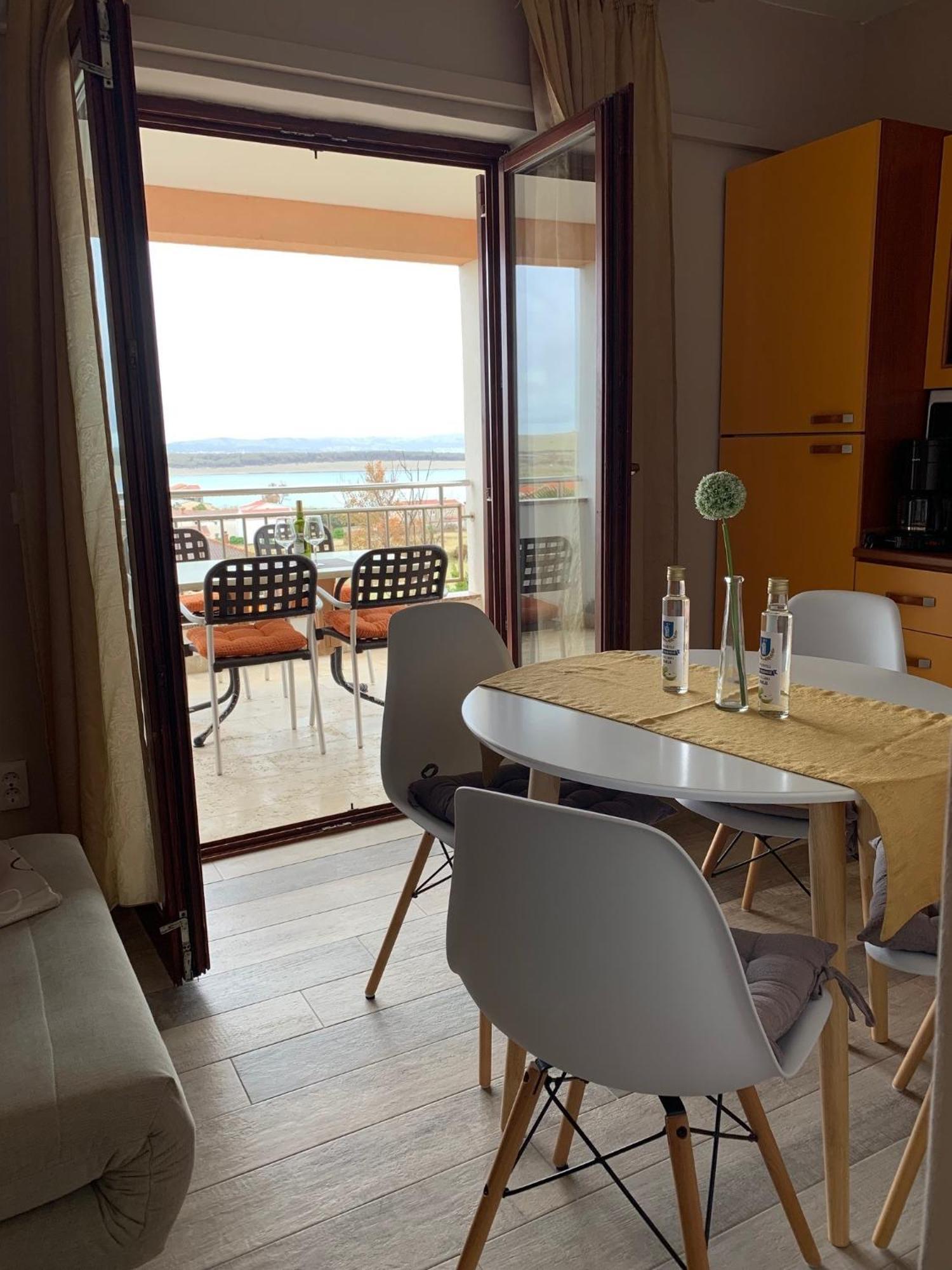 Family Friendly Apartments With A Swimming Pool Povljana, Pag - 244 Phòng bức ảnh